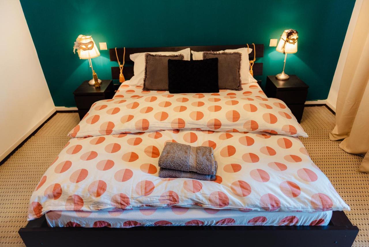 Comfy Apartment With Private Parking And Netflix Bukareszt Zewnętrze zdjęcie