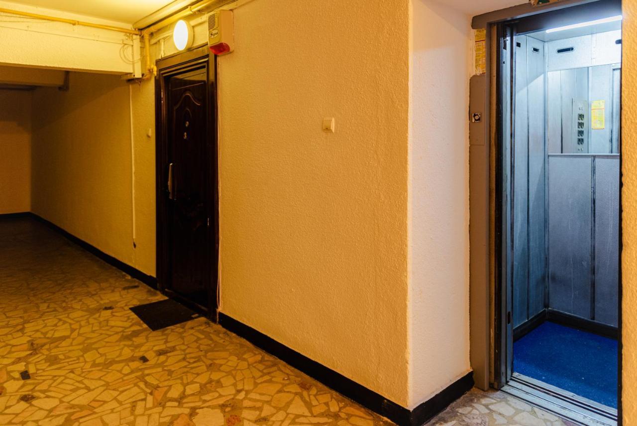 Comfy Apartment With Private Parking And Netflix Bukareszt Zewnętrze zdjęcie